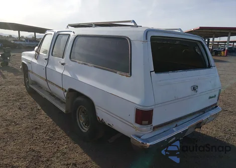 1986 GMC Suburban C2500 from USA, damaged, VIN 1G5GC26M4GF500690
